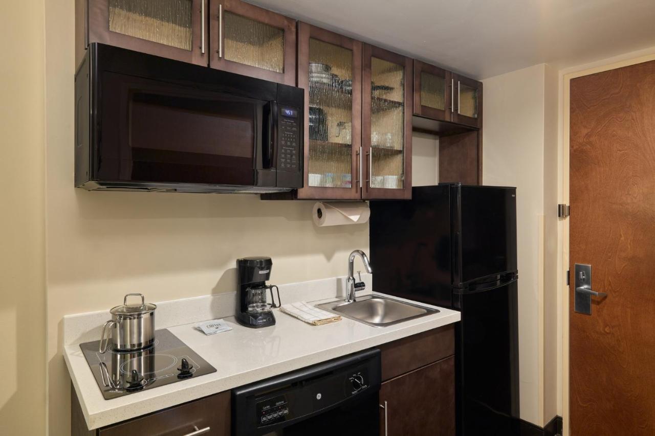 Candlewood Suites Nyc -Times Square By Ihg New York Eksteriør billede