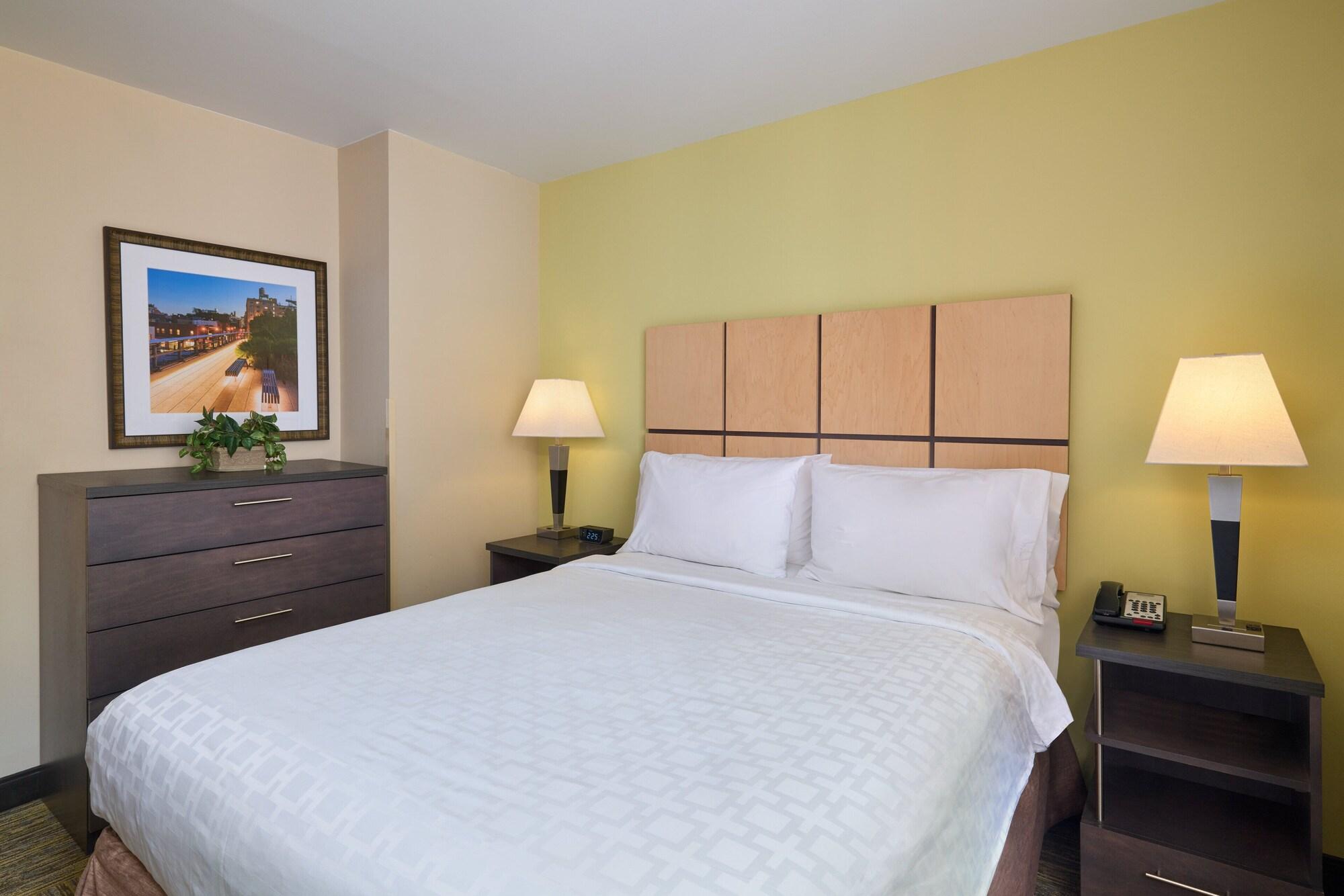 Candlewood Suites Nyc -Times Square By Ihg New York Eksteriør billede